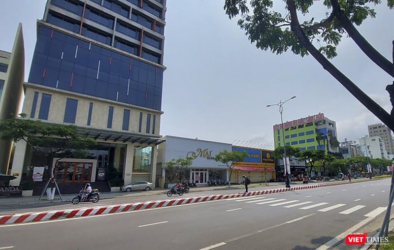 SIêu thị Điện Máy Xanh, nơi làm việc của bệnh nhân thứ 35 mắc COVID-19 ở gần khách sạn nơi 2 du khách người Anh mắc COVID-19 lưu trú SIêu thị Điện Máy Xanh, nơi làm việc của bệnh nhân thứ 35 mắc COVID-19 ở gần khách sạn nơi 2 du khách người Anh mắc COVID-19 lưu trú