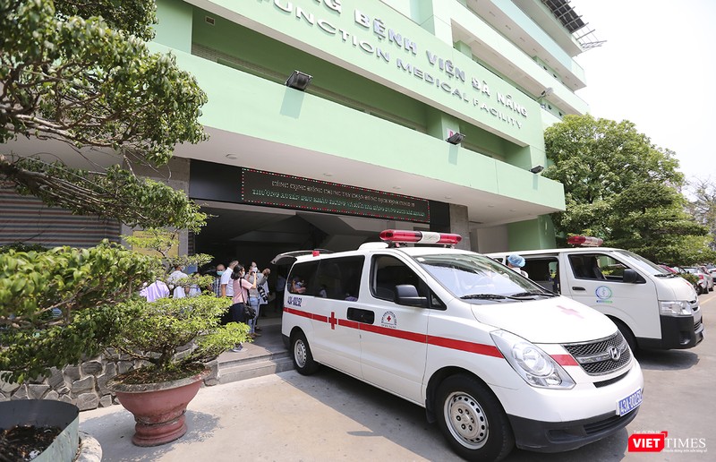 Mặc dù sức khỏe ổn định, nhưng các bệnh nhân này vẫn phải cách ly 14 ngày tại nơi lưu trú