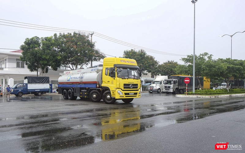 Phương tiện quay đầu xe trở lại