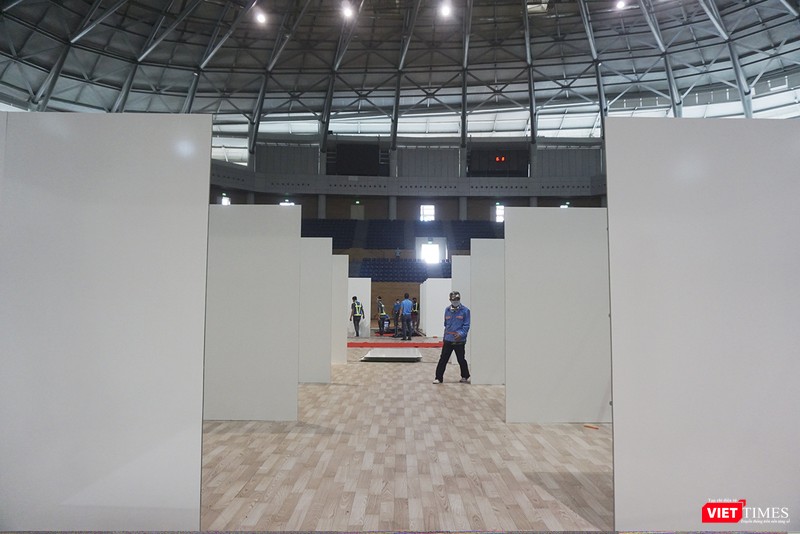 Vách ngăn các buồng bệnh cũng đã dần định hình Vách ngăn các buồng bệnh cũng đã dần định hình