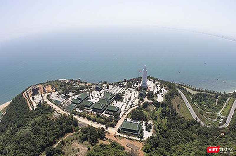 Chùa Linh Ứng Sơn Trà nhìn từ trên cao