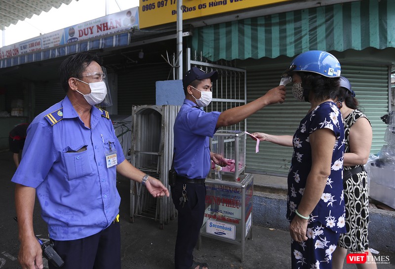 Đo thân nhiệt Đo thân nhiệt