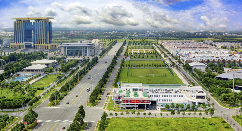 Thị trường Bình Dương đang “nóng” hơn bao giờ hết với sự đổ bộ của hàng loạt “ông lớn” bất động sản Thị trường Bình Dương đang “nóng” hơn bao giờ hết với sự đổ bộ của hàng loạt “ông lớn” bất động sản