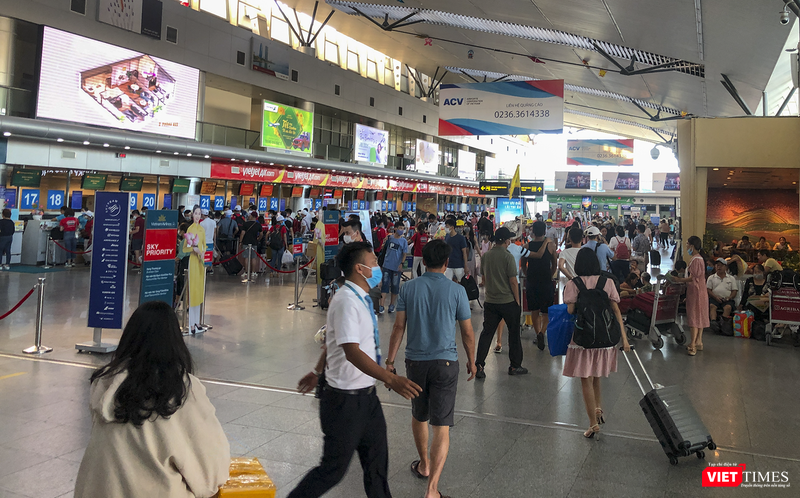 Một góc sân bay quốc tế Đà Nẵng Một góc sân bay quốc tế Đà Nẵng