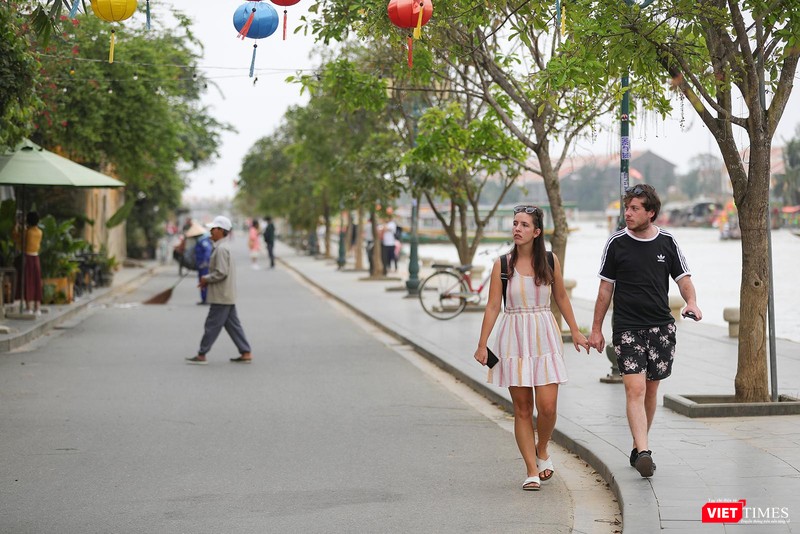 Du khách đến với Hội An Du khách đến với Hội An