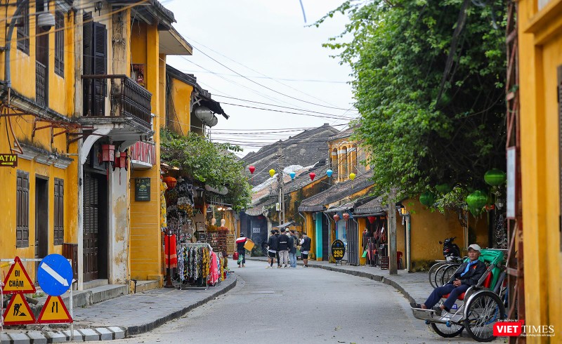 Một góc phố cổ Hội An trong thời điểm mở cửa trở lại hoạt động du lịch vào cuối năm 2020 Một góc phố cổ Hội An trong thời điểm mở cửa trở lại hoạt động du lịch vào cuối năm 2020