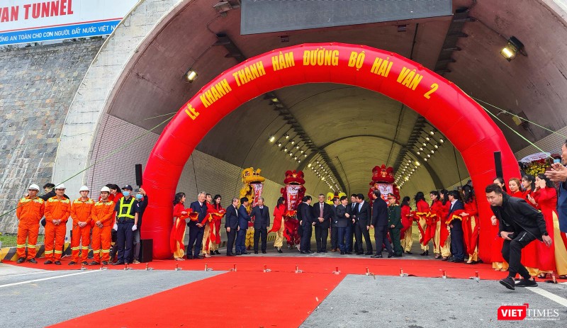 Quang cảnh buổi khánh thành hầm Hải Vân 2