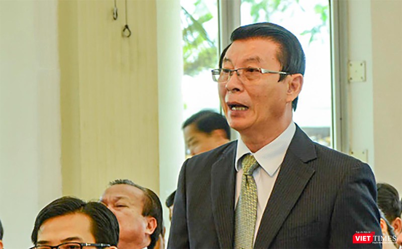 Ông Trần Văn Lĩnh – Uỷ viên Ban Thường vụ Trung ương Hội nghề cá Việt Nam, Chủ tịch Hội nghề cá TP Đà Nẵng, nguyên đại biểu HĐND TP Đà Nẵng khoá VIII, khoá IX. Ông Trần Văn Lĩnh – Uỷ viên Ban Thường vụ Trung ương Hội nghề cá Việt Nam, Chủ tịch Hội nghề cá TP Đà Nẵng, nguyên đại biểu HĐND TP Đà Nẵng khoá VIII, khoá IX.