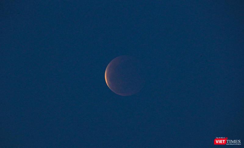 Hiện tượng Nguyệt thực bắt đầu từ 18h15