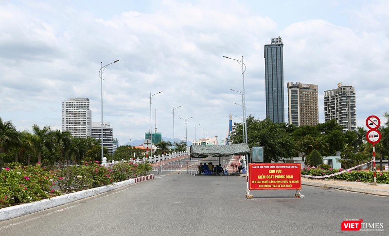 Cầu Sông Hàn dừng lưu thông