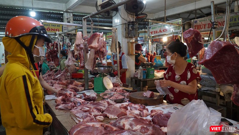 Chợ truyền thống ở Đà Nẵng trước lúc áp dụng phong toả tuyệt đối Chợ truyền thống ở Đà Nẵng trước lúc áp dụng phong toả tuyệt đối