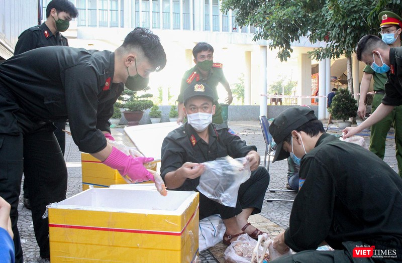 Lực lượng cảnh sát cơ động cũng được huy động tham gia