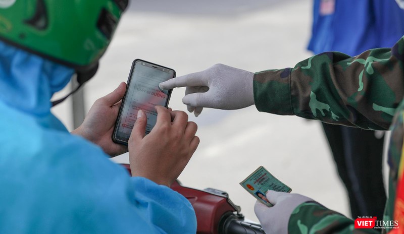 Ứng dụng giấy đi đường QRCode được Đà Nẵng áp dụng để kiểm soát dịch bệnh COVID-19 Ứng dụng giấy đi đường QRCode được Đà Nẵng áp dụng để kiểm soát dịch bệnh COVID-19