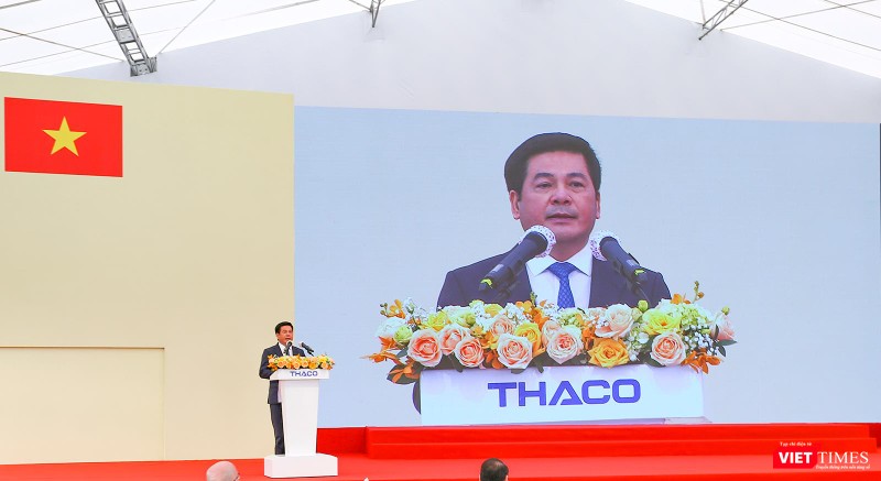 Ông Nguyễn Hồng Diên - Bộ trưởng Bộ Công Thương phát biểu tại lễ xuất lô hàng sơ mi rơ moóc đầu tiên sang thị trường Mỹ