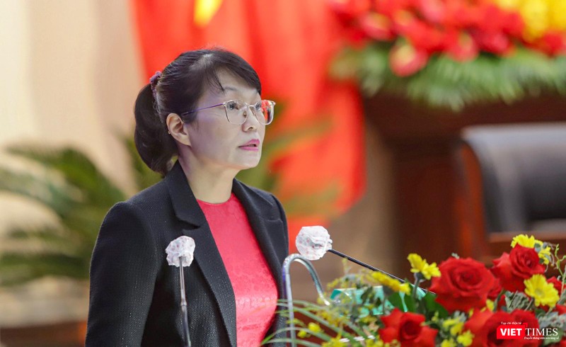 Bà Trần Thị Thanh Tâm - Giám đốc Sở KH&amp;ĐT TP Đà Nẵng tại phiên chất vấn