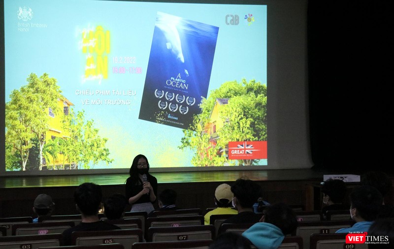 Hoạt động chiếu phim và thảo luận về môi trường