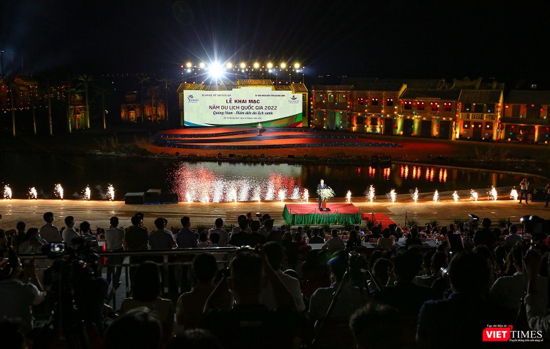 Quang cảnh lễ khai mạc