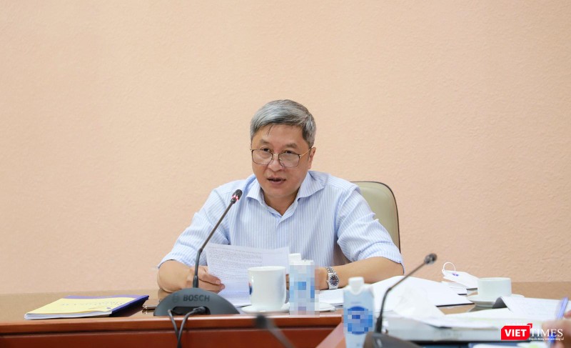 PGS.TS. Nguyễn Trường Sơn - Thứ trưởng Bộ Y tế, Trưởng Tiểu ban Y tế & Kiểm tra Doping SEA Games 31. chủ trì cuộc họp