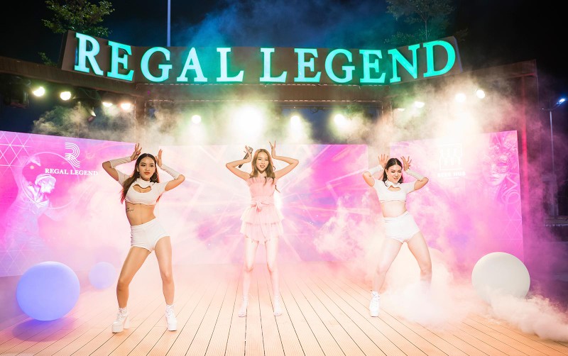 Lễ hội ánh sáng, âm nhạc EDM hoành tráng sẽ được diễn ra hằng đêm tại tuyến phố thương mại sầm uất bậc nhất ngay trung tâm thành phố Đồng Hới, Quảng Bình