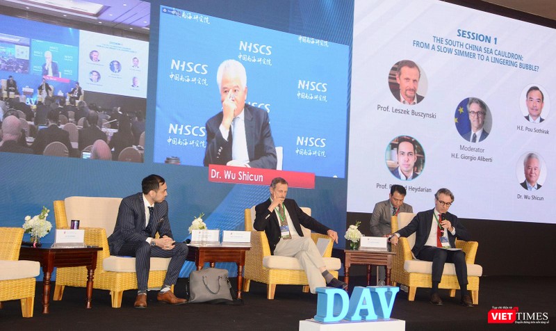 Các chuyên gia tham gia thảo luận các chủ đề tại hội thảo khoa học quốc tế về Biển Đông lần thứ 14 vừa diễn ra tại Đà Nẵng