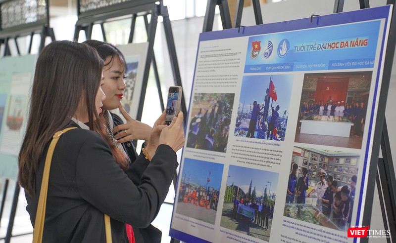 Một góc tuổi trẻ ĐH Đà Nẵng với biển đảo