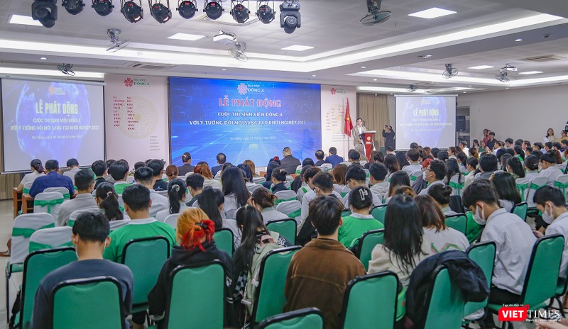 Quang cảnh lễ phát động Cuộc thi Sinh viên khởi nghiệp đổi mới sáng tạo ĐH Đông Á lần 2 năm 2023.