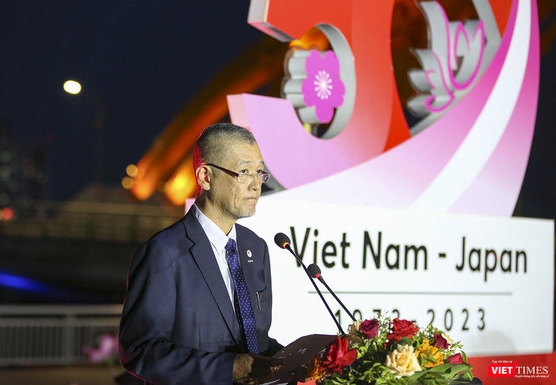 vt_khong gian anh sang viet nhat 18.png