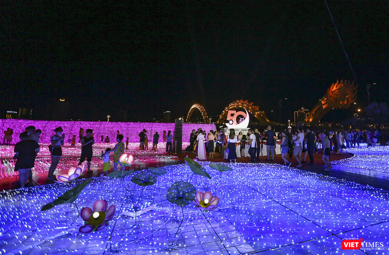 vt_khong gian anh sang viet nhat 2.png