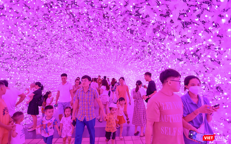 vt_khong gian anh sang viet nhat 7.png