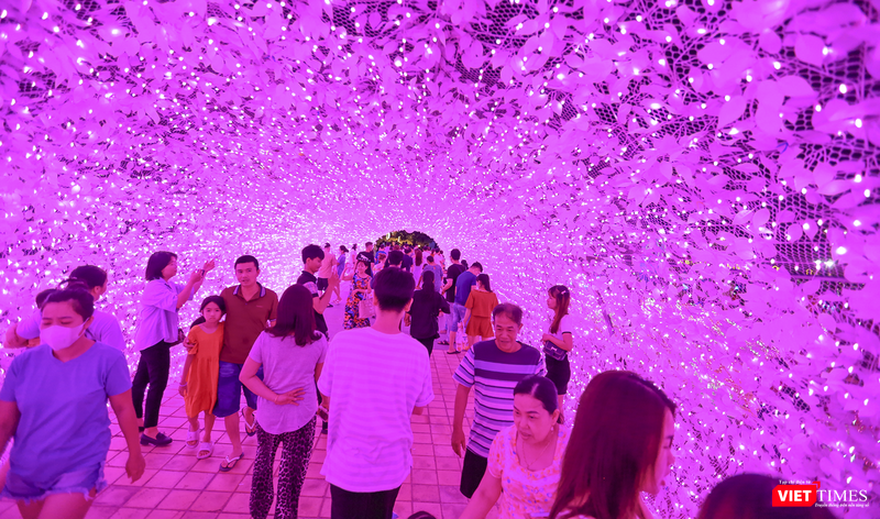 vt_khong gian anh sang viet nhat 9.png