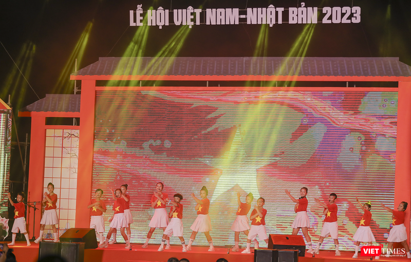 vt_le hoi viet nhat 2023 9.png