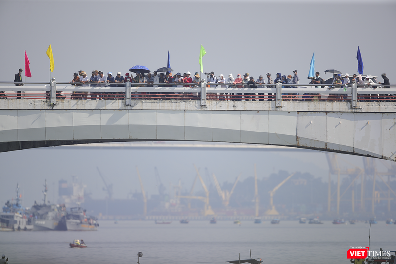 vt_dua thuyen 15.png