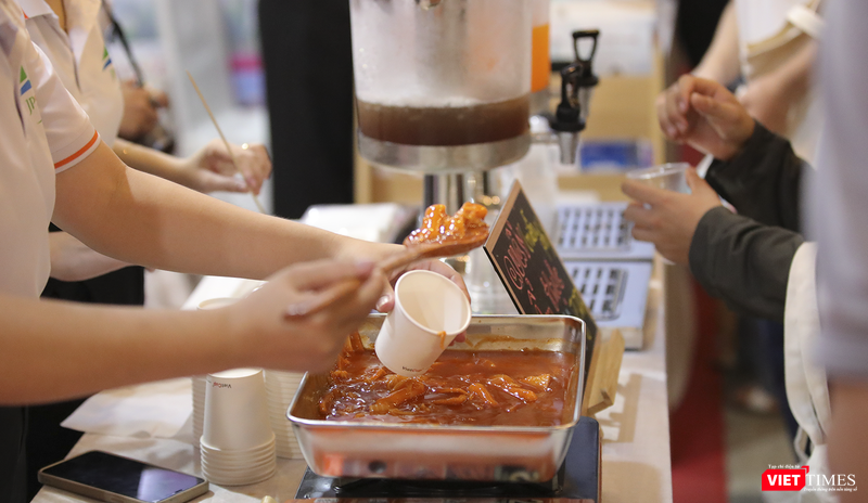 vt_khai mac le hoi viet nam han quoc 2.png