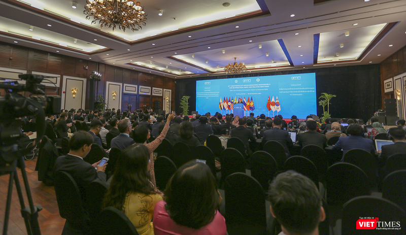 vt_khai mac amri 9.png