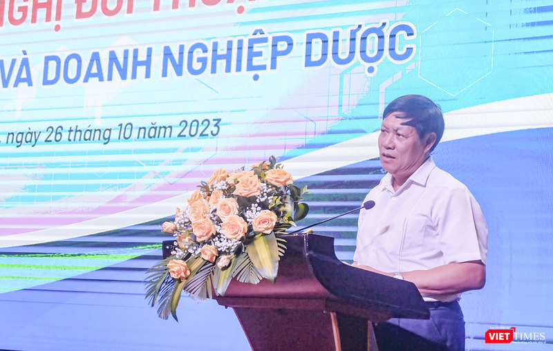 Thứ trưởng Bộ Y tế Đỗ Xuân Tuyên phát biểu tại hội nghị