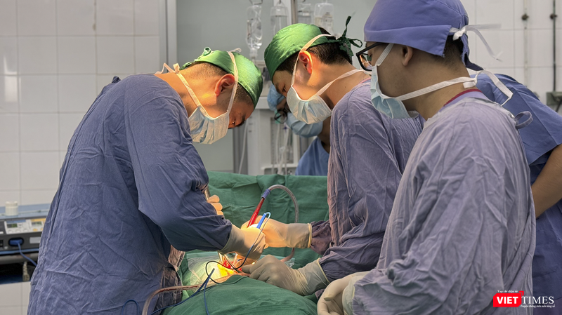 vt_phau thuat sap tran go 2.png