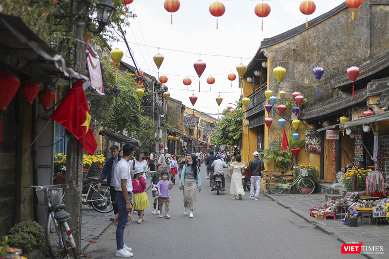vt-hoi-an-mung-4-tet-24-7433.png