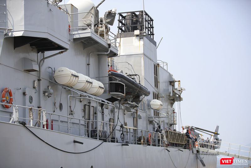 vt_tau hai quan phap 11.png