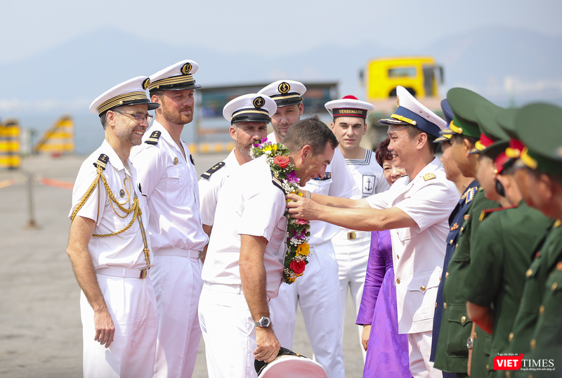 vt_tau hai quan phap 5.png