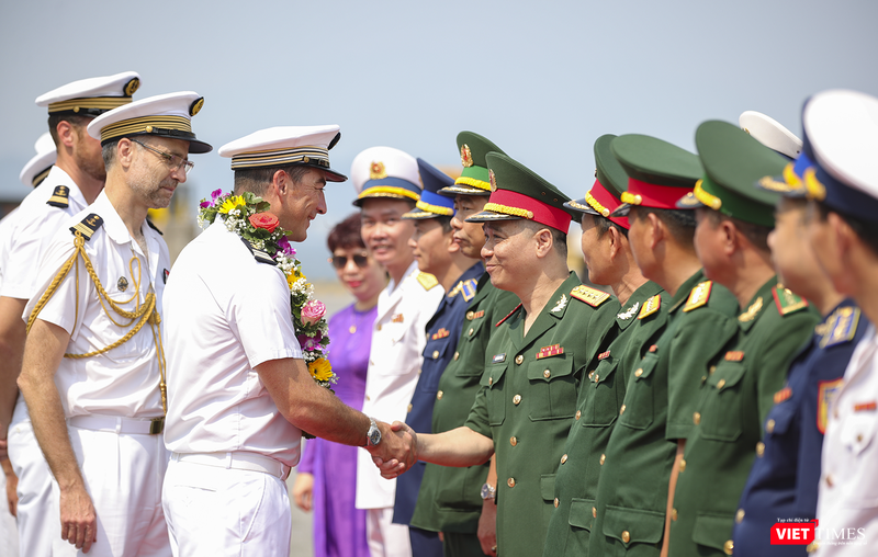 vt_tau hai quan phap 6.png