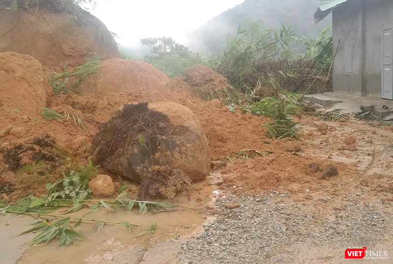 Sạt lở uy hiếp người dân miền núi tỉnh Quảng Nam