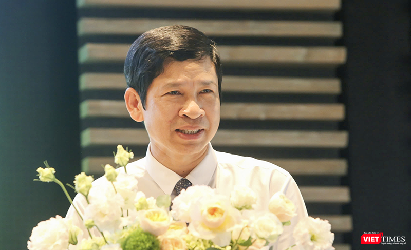 Thứ trưởng Bộ VH-TT&DL Hồ An Phong phát biểu tại họp báo công bố Hội nghị quốc tế về Du lịch Nông thôn của UN Tourism