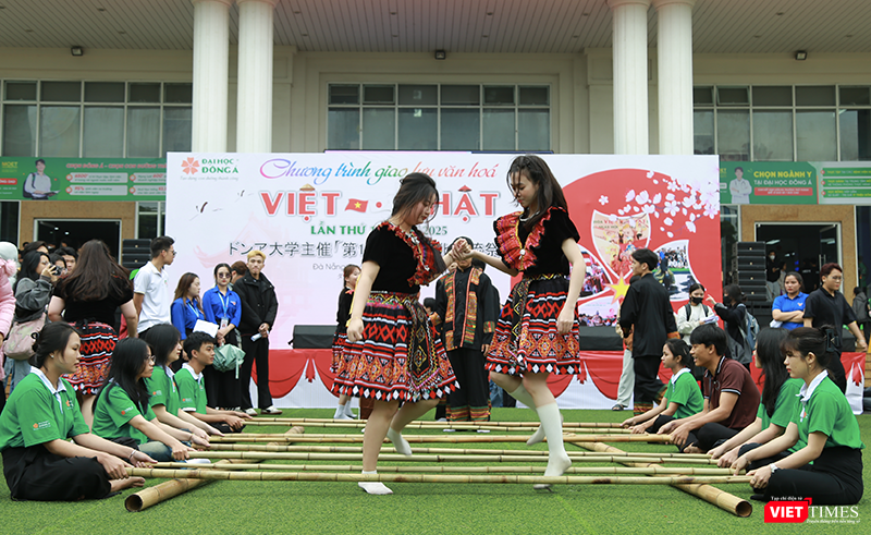 Ngày 20/3, tại Đại học Đông Á, lễ hội Giao lưu văn hóa Việt – Nhật năm 2025 đã diễn ra với nhiều hoạt động giao lưu văn hoá đặc sắc.
