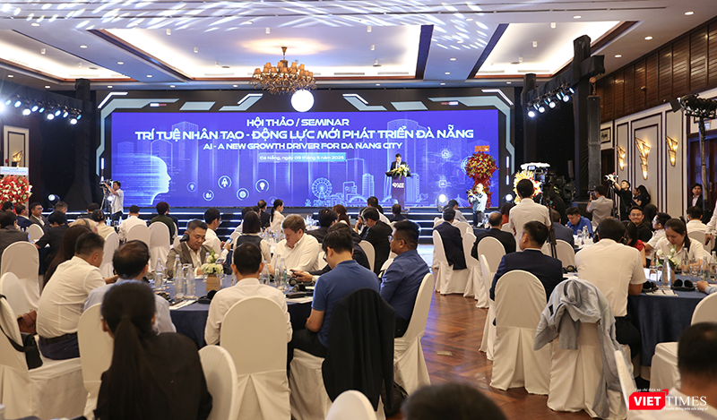 vt_hoi thao ai 3.png