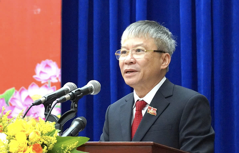Ông Nguyễn Đức Dũng, Chủ tịch HĐND tỉnh Quảng Nam phát biểu tại kỳ họp thứ 33, HĐND tỉnh Quảng Nam khóa X, nhiệm kỳ 2021 - 2026