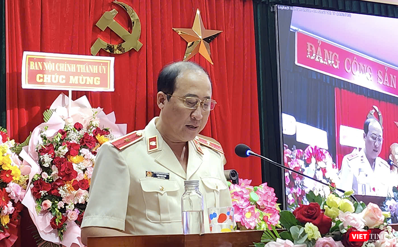 Ông Trần Hoài Nam phát biểu tại lễ công bố quyết định bổ nhiệm Viện trưởng Viện Kiểm sát nhân dân TP Đà Nẵng.