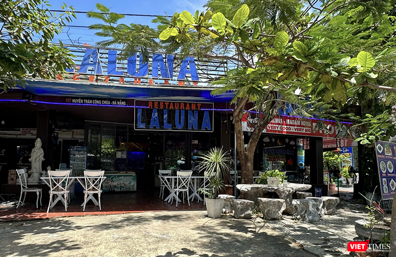Nhà hàng Laluna (số 187 đường Huyền Trân Công Chúa, phường Ngũ Hành Sơn, Đà Nẵng) không có giấy chứng nhận quyền sử dụng đất, không có giấy phép xây dựng, nhưng vẫn hoạt động nhiều năm nay.