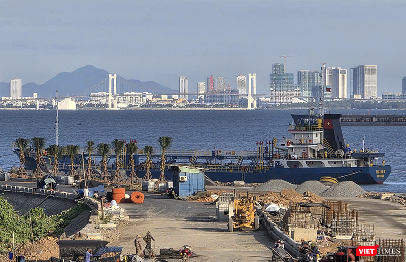 Đà Nẵng phê duyệt chủ trương đầu tư dự án xây dựng tổng thể Bến cảng container Liên Chiểu trị giá hơn 45.000 tỷ đồng.