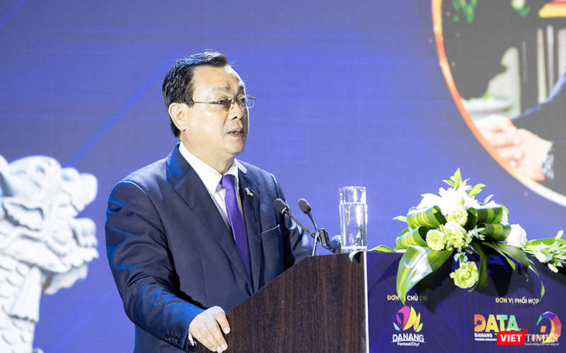 Ông Nguyễn Trùng Khánh, Cục Trưởng Cục Du lịch Quốc gia phát biểu tại hội thảo chuyên đề “Định hướng phát triển du lịch Đà Nẵng trong giai đoạn mới”.