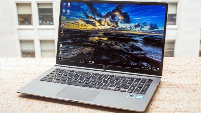 Đánh giá laptop LG Gram 15: mỏng, nhẹ, hiệu năng tốt ảnh 2